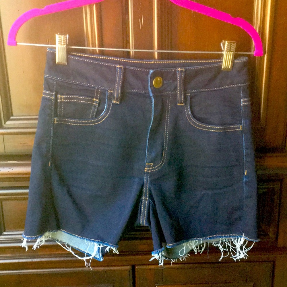 American Eagle dark blue stretch size 2 shorts.
